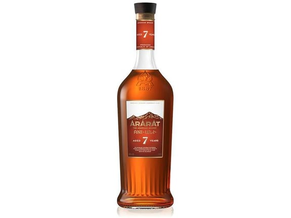 ARARAT vinjak Brandy 7 Y 0,7 l
