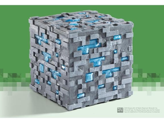 NOBLE COLLECTION – minecraft – illuminating diamond ore