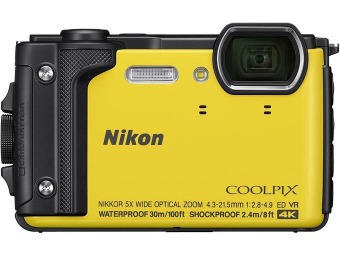 NIKON kompaktni vodoodporni digitalni fotoaparat COOLPIX W300 rumen+ SD32GB + nahrbtnik