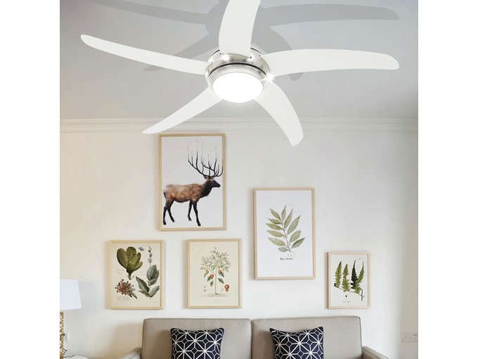 VIDAXL Dekorativni stropni ventilator s svetilko 128 cm bel