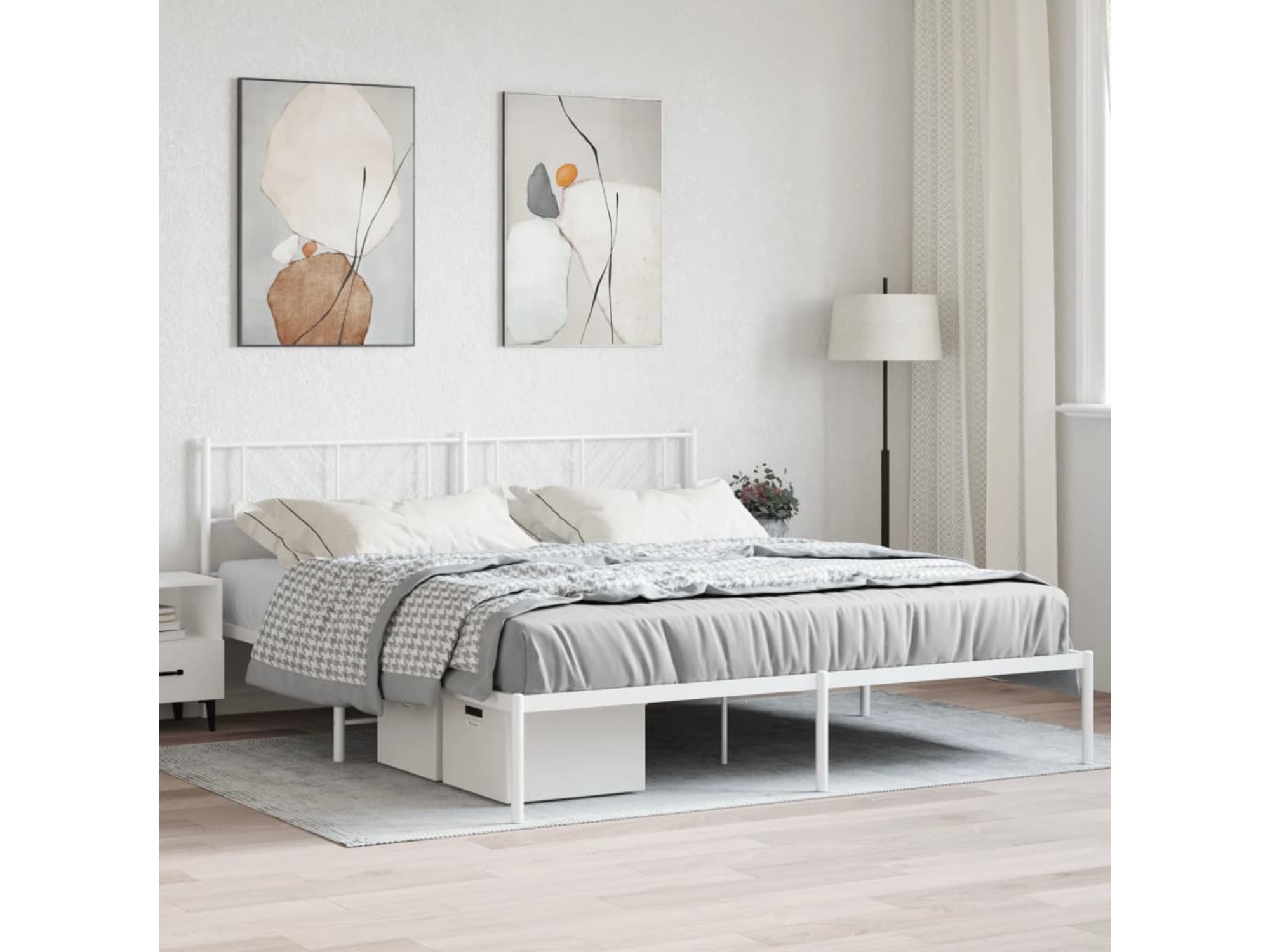 VIDAXL Kovinski posteljni okvir z vzglavjem bel 180x200 cm